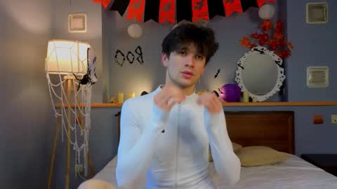 Elvano online show from November 2025 06:27:01 AM