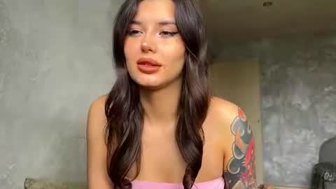 Snapshot of elvierimbach chatting on July 2026 01:39:02 PM Elvi online show from July 2026 01:39:02 PM