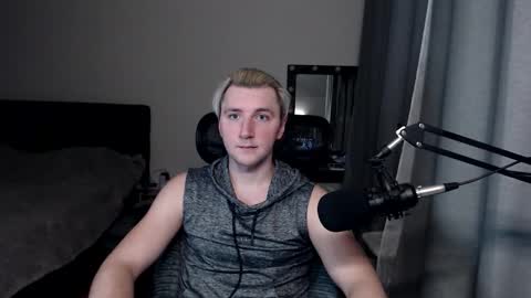 Elvin Vaenight online show from October 2025 12:22:02 AM