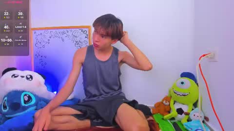 Snapshot of ely_king chatting on June 2026 06:36:01 PM E L Y K I N G online show from June 2026 06:36:01 PM