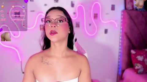 ely_w1 online show from November 2025 10:56:02 AM