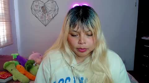 Ely online show from September 2025 08:53:02 PM