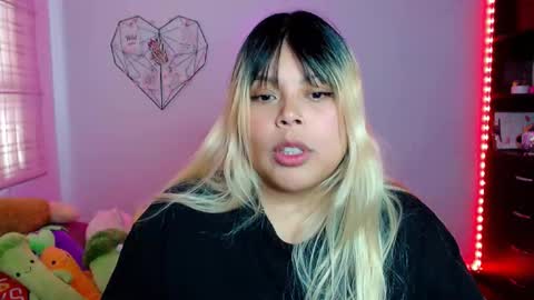 Ely online show from November 2025 08:52:01 PM