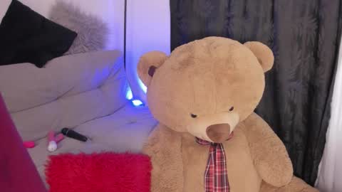 Ross online show from October 2025 09:36:01 PM