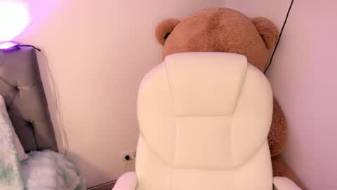 Ross online show from April 2026 09:31:01 PM