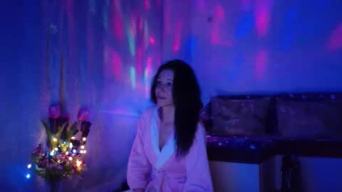 Elisa online show from January 2025 12:22:02 AM