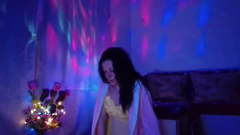 Elisa online show from January 2025 11:17:02 PM