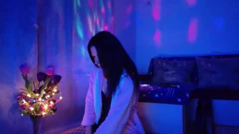 Elisa online show from February 2025 12:09:01 AM