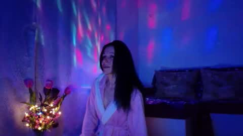 Elisa online show from March 2025 11:31:01 PM