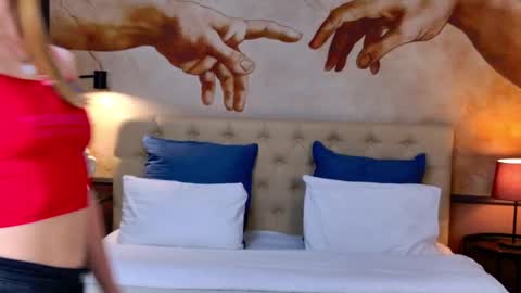 Chloyka online show from September 2025 03:11:02 PM