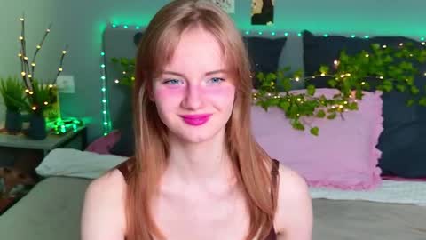 Snapshot of elza_hofffman chatting on June 2026 06:13:02 PM Chloyka online show from June 2026 06:13:02 PM