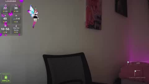 Em1l1a online show from October 2025 08:51:01 PM