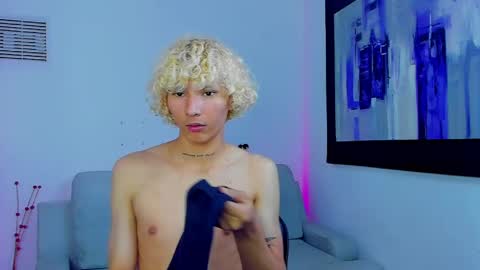 Snapshot of ema__gold1 chatting on April 2026 06:19:01 AM Ema Gold online show from April 2026 06:19:01 AM