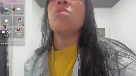 ema y cami online show from September 2025 07:04:01 PM