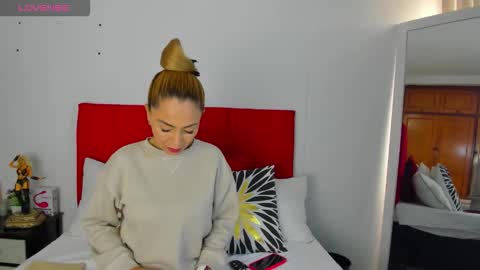 ema garcia  online show from November 2025 12:55:01 PM