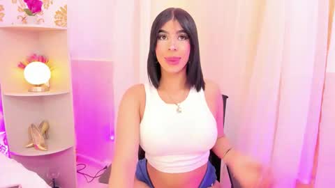 Ema Lambert  online show from October 2025 06:41:02 PM