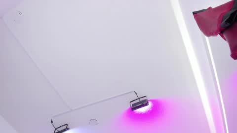 Ema louisx  online show from January 2025 12:47:01 PM