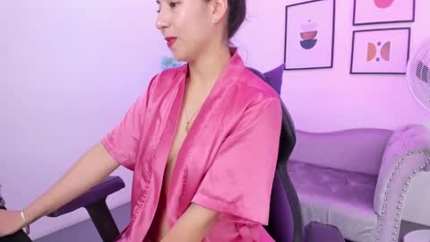 Ema louisx  online show from January 2025 05:38:02 PM