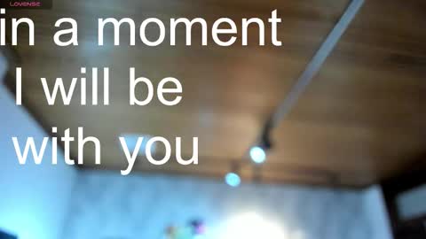 Snapshot of ema_luna_ chatting on November 2025 07:37:01 PM Ema online show from November 2025 07:37:01 PM