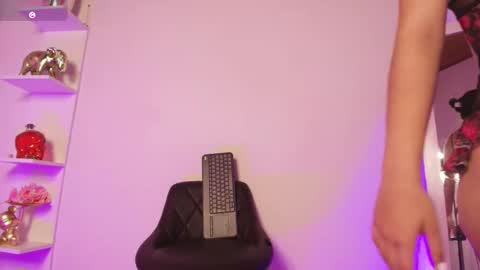 Snapshot of ema_parkerr chatting on February 2026 08:43:01 PM ema_parkerr online show from February 2026 08:43:01 PM