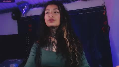 ema_ploxx online show from February 2026 06:19:02 AM