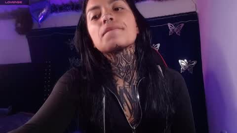 ema_ploxx online show from April 2026 01:32:01 AM