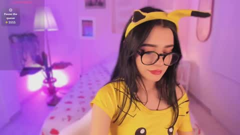 Snapshot of ema_soul chatting on September 2025 09:40:02 PM emma soul online show from September 2025 09:40:02 PM