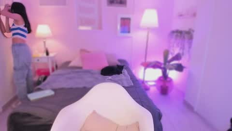 Snapshot of ema_soul chatting on October 2025 07:49:01 PM emma soul online show from October 2025 07:49:01 PM