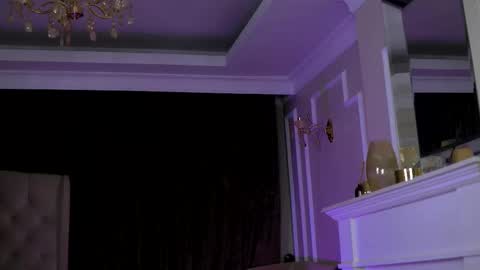 Snapshot of emahallee chatting on February 2026 03:24:02 AM Ema online show from February 2026 03:24:02 AM