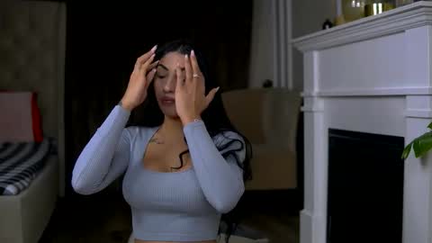 Snapshot of emahallee chatting on March 2026 03:45:02 AM Ema online show from March 2026 03:45:02 AM