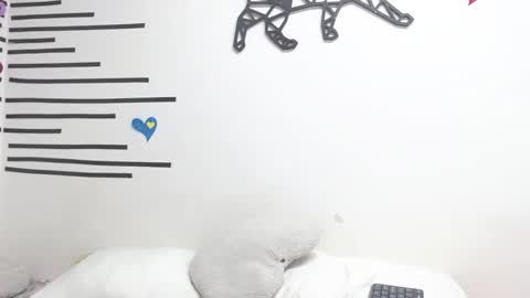 Snapshot of emawalker_ chatting on November 2025 12:47:01 PM Ema Walker online show from November 2025 12:47:01 PM