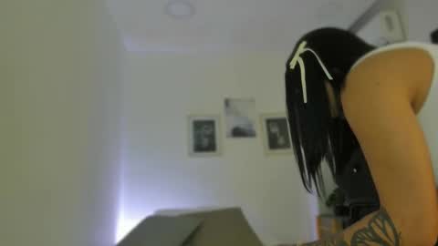 emelie_89 online show from October 2025 11:50:02 AM