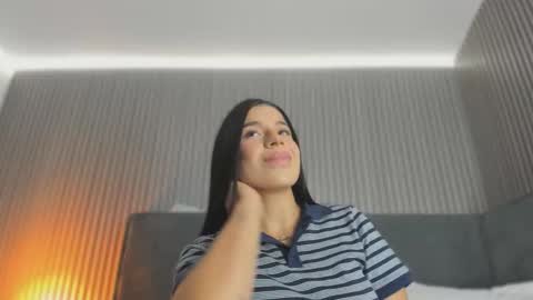 emelie_89 online show from December 2025 11:30:02 AM