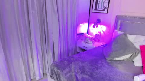 Emily  online show from December 2024 12:52:02 AM