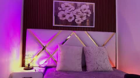 Emily  online show from February 2026 03:24:02 AM