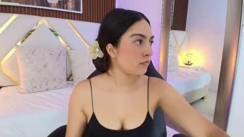 Emily  online show from March 2026 03:01:01 AM