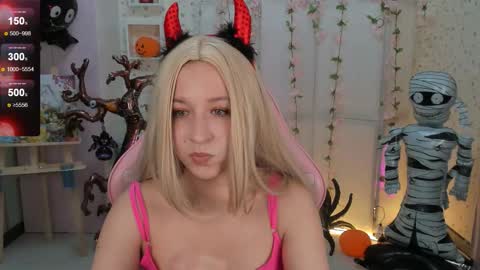 emelia online show from November 2025 12:07:02 PM