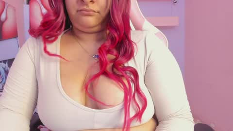 Emely online show from June 2026 04:41:02 AM