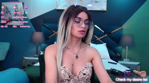 Snapshot of emerald_gh chatting on March 2025 02:50:01 AM Danna online show from March 2025 02:50:01 AM