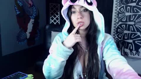 Antonella  online show from February 2025 09:00:01 PM