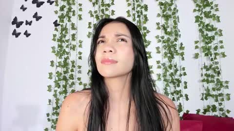 Emily  online show from February 2026 03:01:01 AM