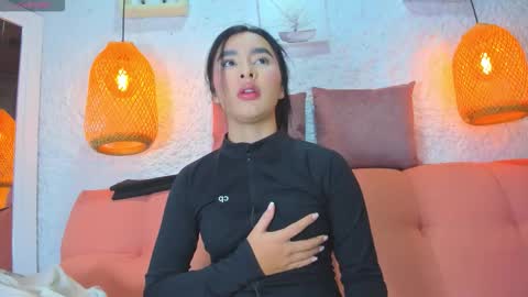 Emily online show from September 2025 12:05:02 PM