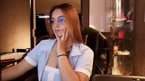 Emily online show from October 2025 03:58:01 PM