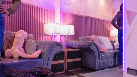 Emily online show from January 2025 12:45:02 PM