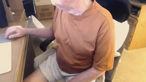 Snapshot of emil_karpo chatting on May 2026 02:56:01 PM Terrance1st online show from May 2026 02:56:01 PM