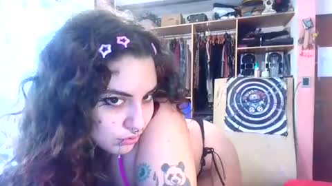 Emila online show from June 2026 04:11:02 PM