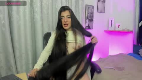 emilayton_ online show from January 2025 07:06:02 AM