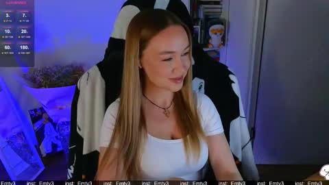 Emili online show from January 2026 01:49:01 PM