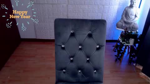 POWERFULL GODDESS EMILI online show from December 2024 08:02:01 PM