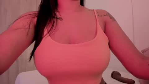 Emilia Big Boobs online show from December 2024 06:49:01 PM